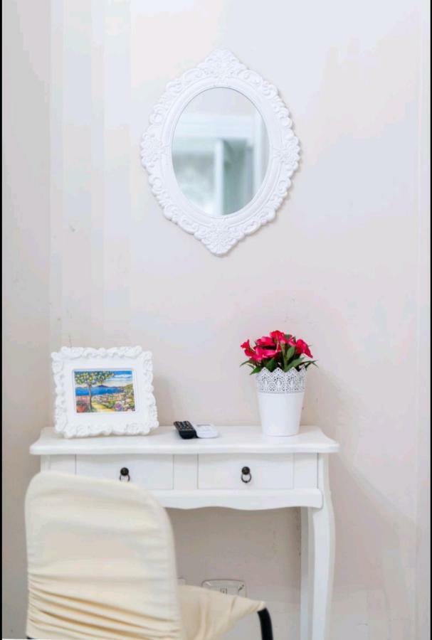 Borgo Santa Lucia Apartment Napoli Dış mekan fotoğraf