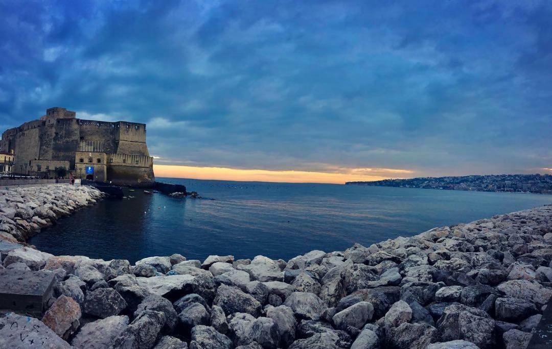 Borgo Santa Lucia Apartment Napoli Dış mekan fotoğraf